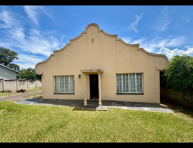 4 BEDROOM HOUSE FOR SALE IN FILLAN PARK